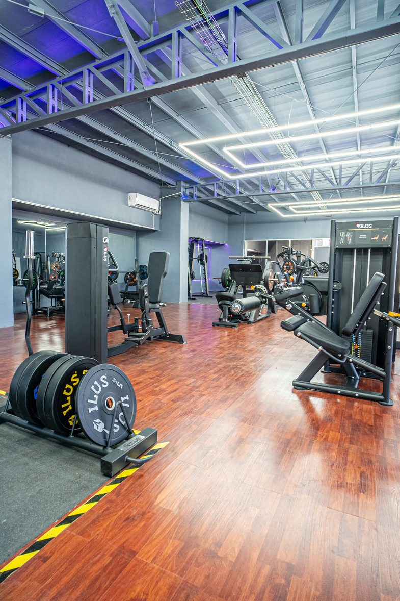 Sala de musculación Gymathius, equipamiento de alto estándar